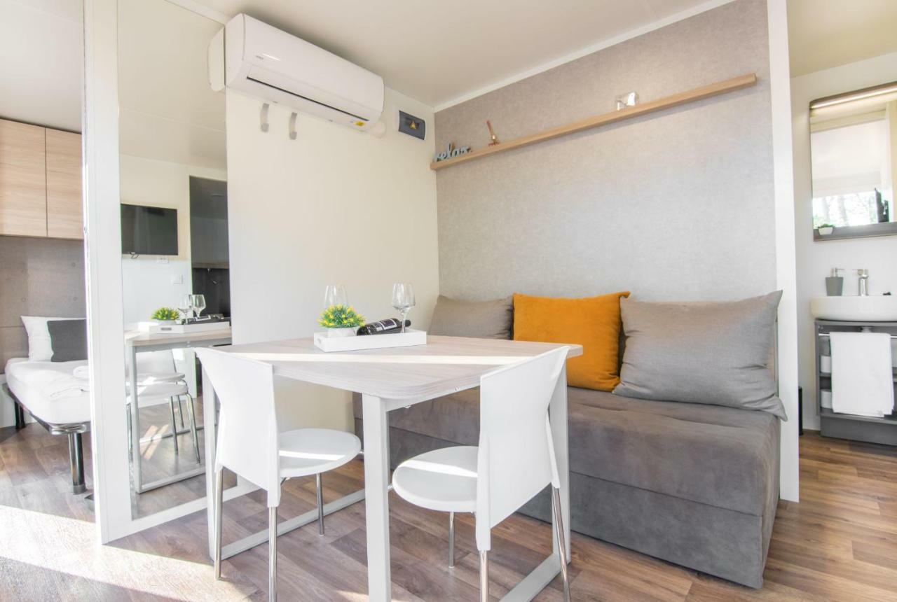 Apartments And Mobile Homes Makarska Luaran gambar
