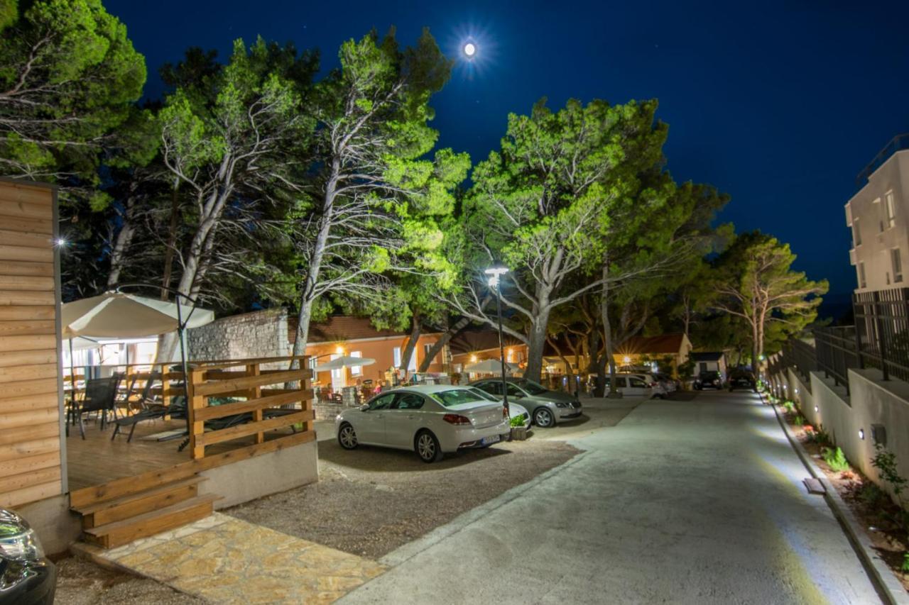 Apartments And Mobile Homes Makarska Luaran gambar